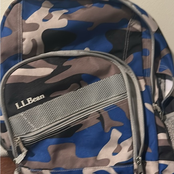 L.L. Bean Men's Camouflage Backpack in Blue and Tan - Picture 1 of 4